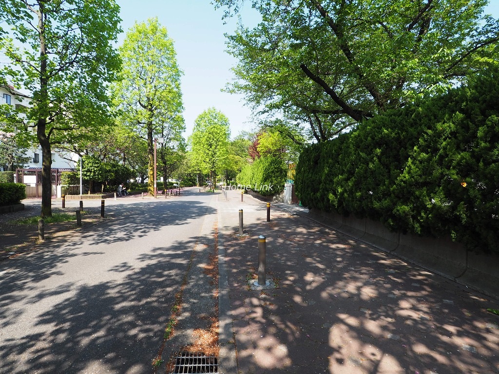 光が丘パークタウンゆりの木通り北住宅5号棟　共用部